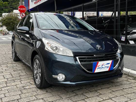 PEUGEOT 208 1.6 GRIFFE 16V FLEX 4P AUTOMÁTICO PEUGEOT 208 1.6 GRIFFE 16V FLEX 4P AUTOMÁTICO